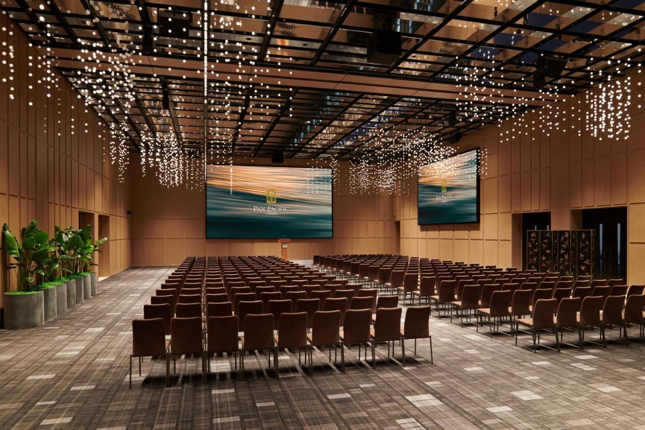 Pan Pacific London Hotel Bagian luar foto The Grand Ballroom